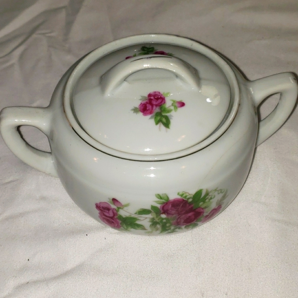 Vintage Handmade Ceramic Round Pot With Lid and Handles Made in Japan